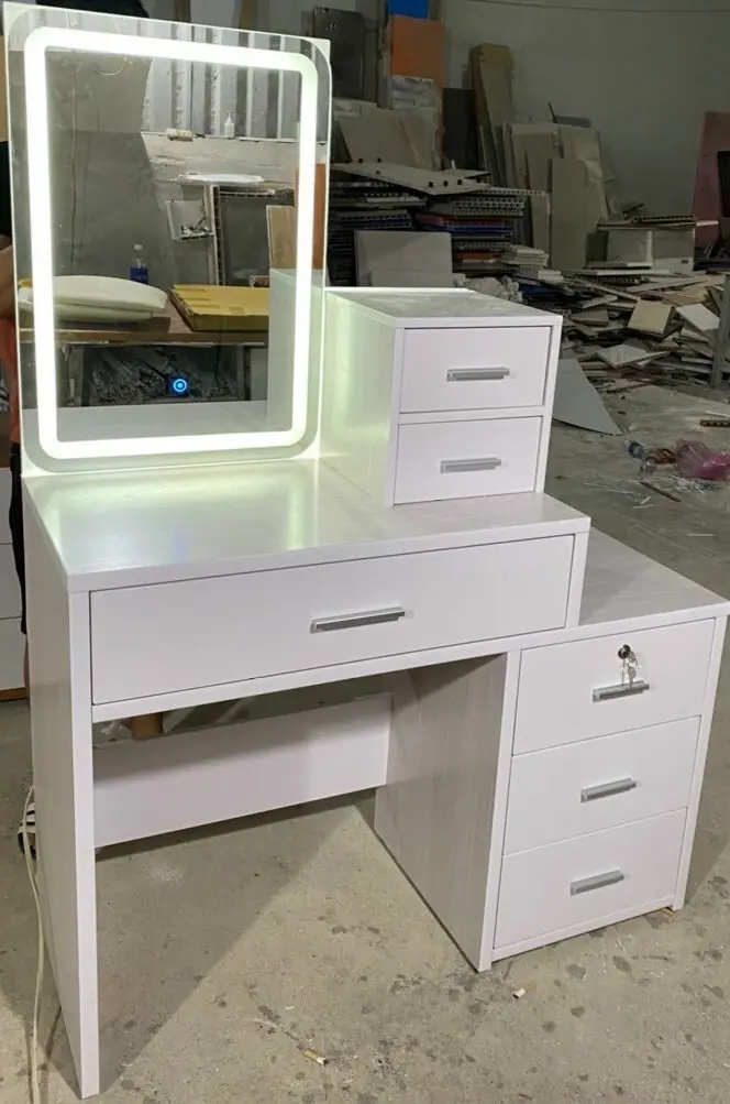 Bàn Trang Điểm Ecoplast - BTĐ05